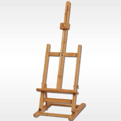 smashing little table easel for doing pastel portraiture